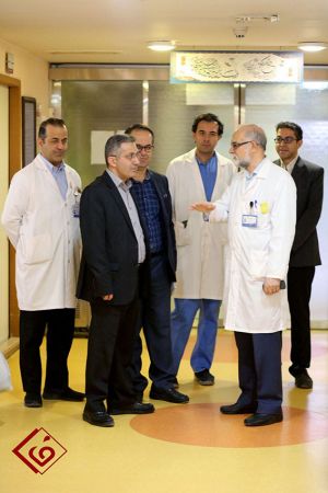 بازدید دکتر قاسم جان بابای معاون محترم درمان وزارت بهداشت از مزکط قلب و عروق شهید رجایی: عکس شماره 1 / 1